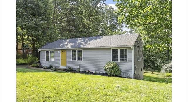 Photo of 11 Lillian Dr, Ashburnham, MA 01430