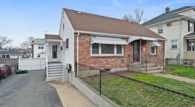 Photo of 426 Sea St, Quincy, MA 02169
