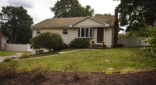 Photo of 35 Raymond Ave, Northbridge, MA 01534