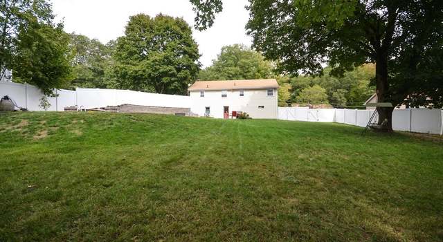 Photo of 35 Raymond Ave, Northbridge, MA 01534