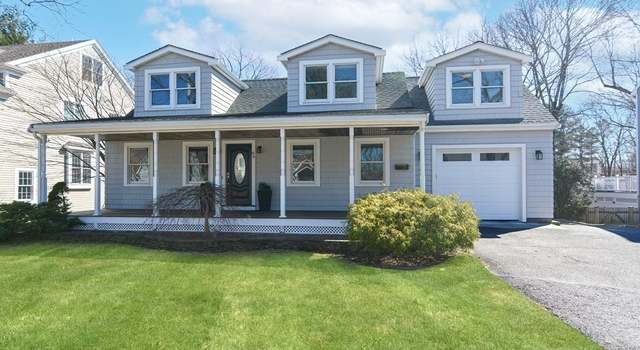 Photo of 86 Grosvenor Rd, Needham, MA 02492