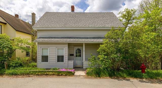 Photo of 9 Hamlet St, Athol, MA 01331