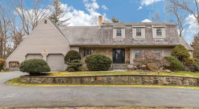 Photo of 1 Brentwood Dr, Easton, MA 02356