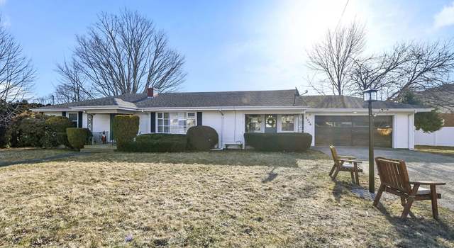 Photo of 2346 County St, Somerset, MA 02726