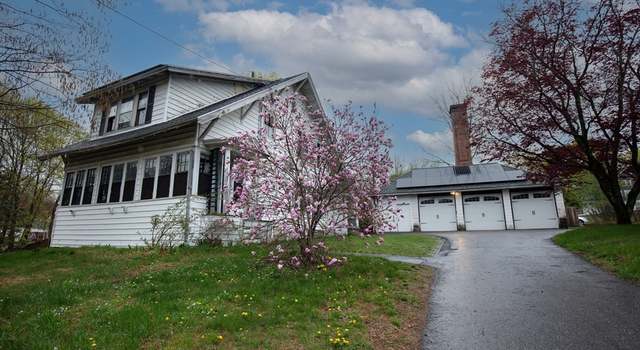 Photo of 221 Pelham St, Methuen, MA 01844