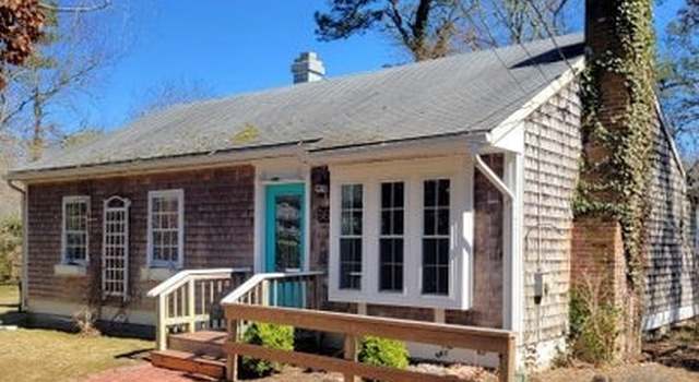 Photo of 66 Elaine Rd, Barnstable, MA 02601