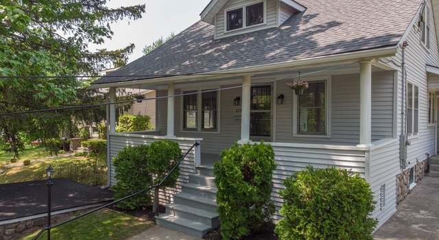 Photo of 124 Clover St, Worcester, MA 01603