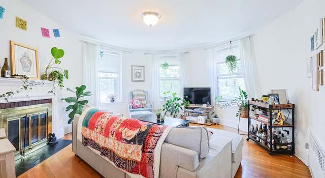 Photo of 33 Saint Paul St #3, Brookline, MA 02446
