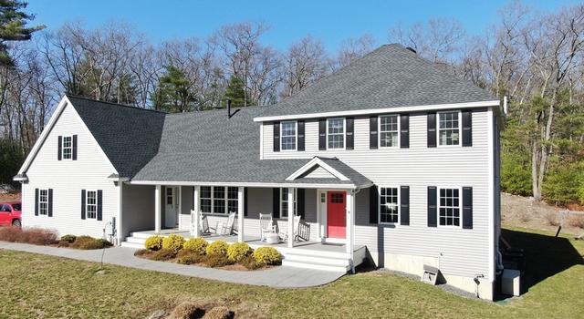 Photo of 8 Julian Ln, Hudson, MA 01749