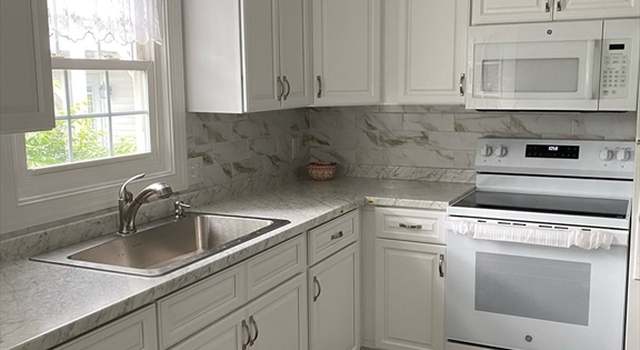 Photo of 11 Chestnut St #2, Dudley, MA 01571