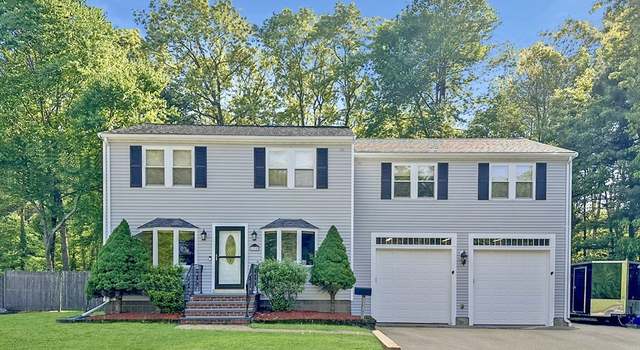 Photo of 258 Pine St, Holbrook, MA 02343