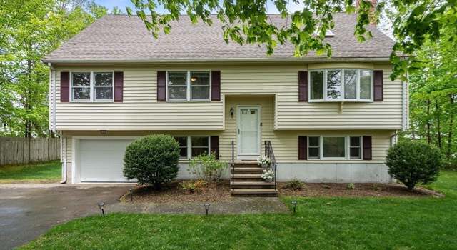 Photo of 8 Sampson Dr, Randolph, MA 02368