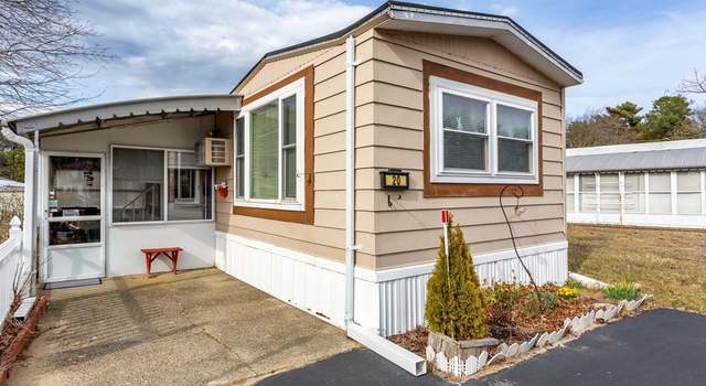 Photo of 20 Madeline St, Wareham, MA 02538