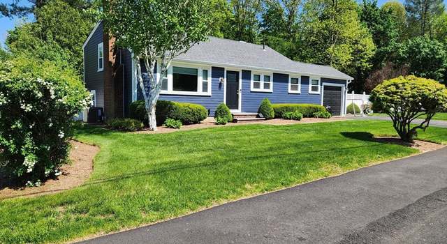 Photo of 45 Barbara Ln, Weymouth, MA 02190