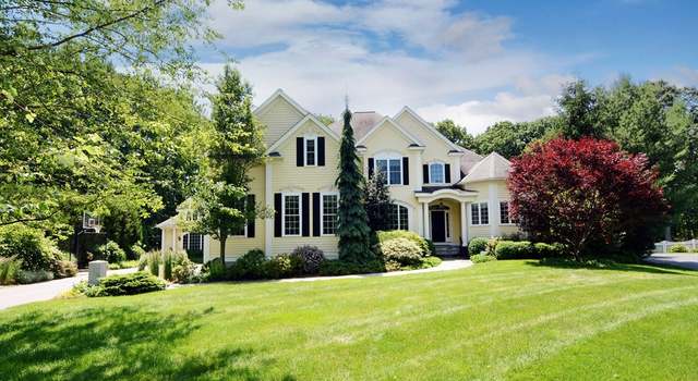 Photo of 14 Orchard Rd, Southborough, MA 01772