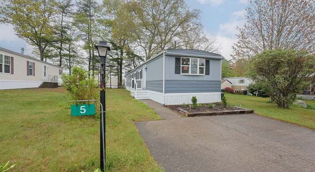 Photo of 5 Debby Ln, Raynham, MA 02767