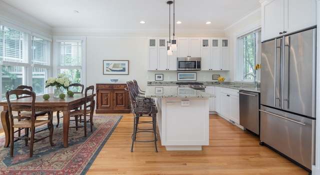 Photo of 154 Chestnut St #154, Cambridge, MA 02139