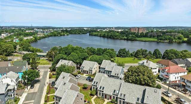 Photo of 109 Governor Winthrop Rd #109, Somerville, MA 02145