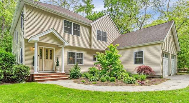 Photo of 121 Shade St, Lexington, MA 02421