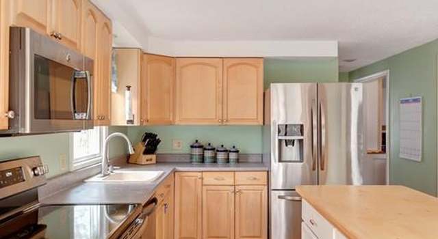 Photo of 215 Hubbardston Rd, Princeton, MA 01541