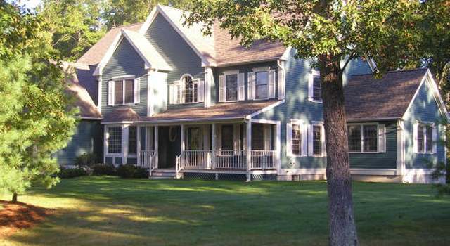 Photo of 2 Little Hollow Ln, Groton, MA 01450