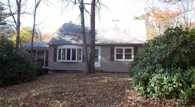 Photo of 99 Garland Dr, Pelham, NH 03076