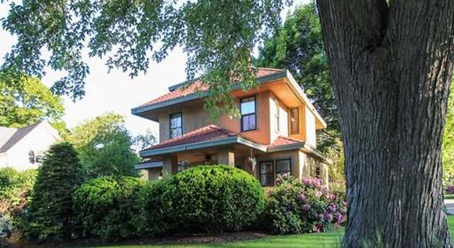 Photo of 25 Porter St, Wenham, MA 01984