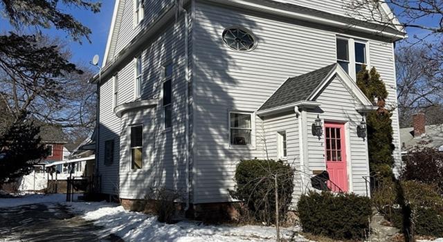 Photo of 8 Ferdinand St, Worcester, MA 01603