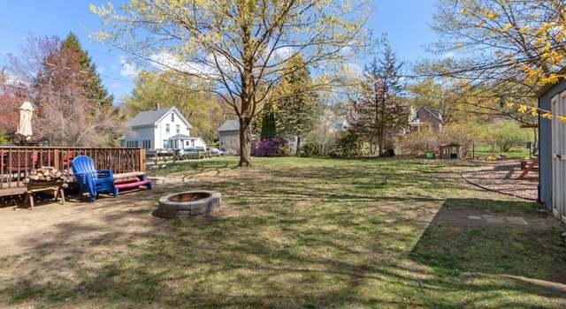 Photo of 80 School St, Groveland, MA 01834