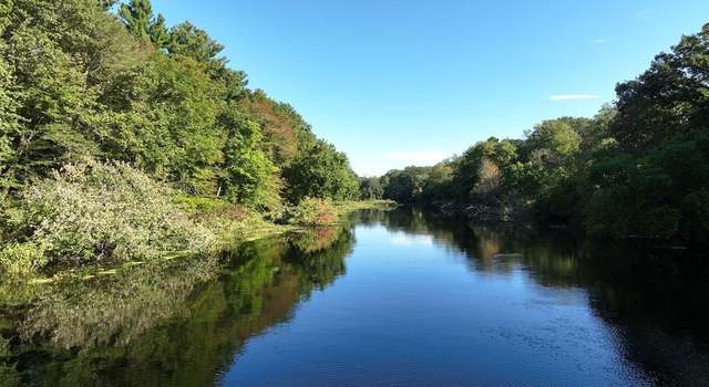 Photo of 11 Winding River Cir, Wellesley, MA 02482