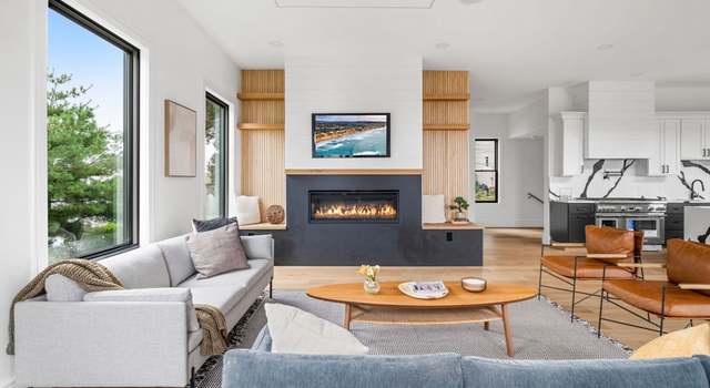 Photo of 15 Whitehead Ave, Hull, MA 02045