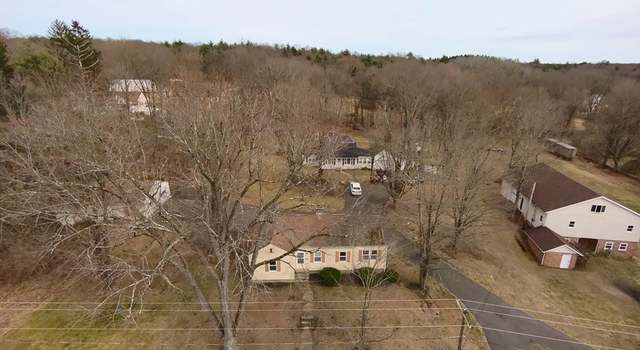 Photo of 69 Taylor St, Granby, MA 01033
