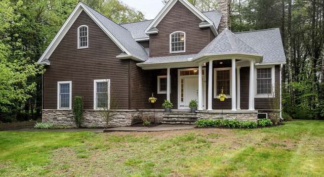 Photo of 44 Carillon Cir, Easthampton, MA 01027