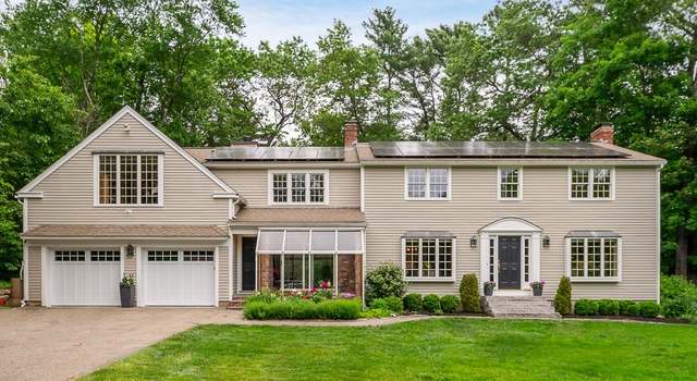 Photo of 5 Whipple Rd, Hamilton, MA 01982