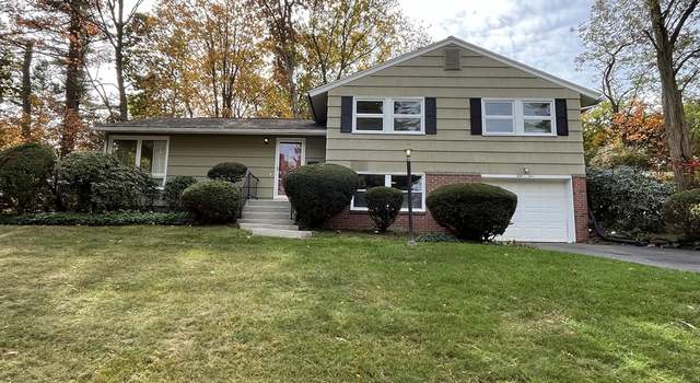 Photo of 54 Meadowview Rd, Holyoke, MA 01040