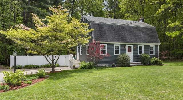 Photo of 836 West St, Walpole, MA 02081