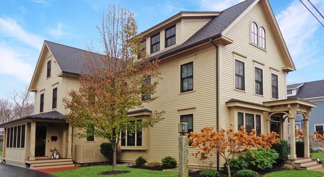 Photo of 12 Oak St, Newburyport, MA 01950