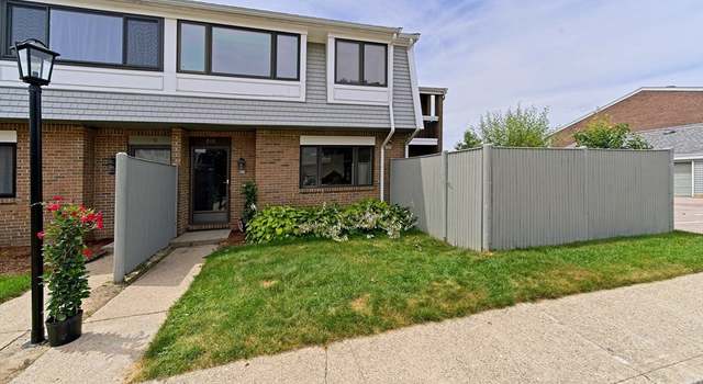 Photo of 242 Greenbrook Dr #242, Stoughton, MA 02072
