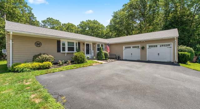 Photo of 216 Cranston St, Woonsocket, RI 02895