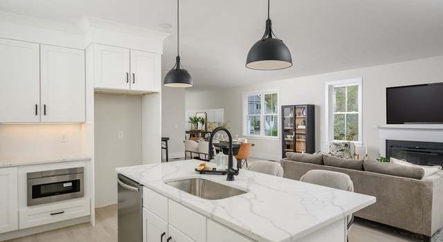 Photo of 18 Howland Trl #36, Hanson, MA 02341