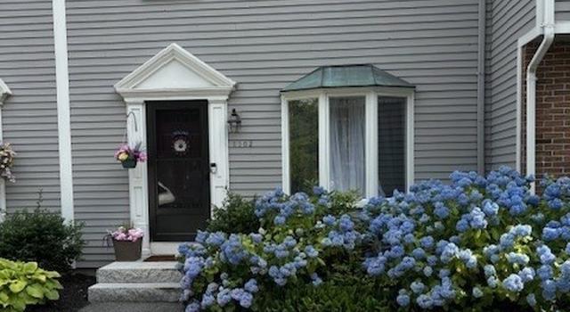 Photo of 1102 Foxwood Cir #1102, Peabody, MA 01960
