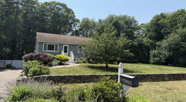Photo of 4 Country Acre Rd, North Dartmouth, MA 02747