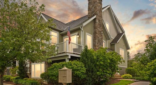 Photo of 44 Stonehaven Dr, Weymouth, MA 02190