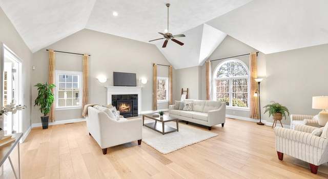 Photo of 14 Cassimere St, Andover, MA 01810