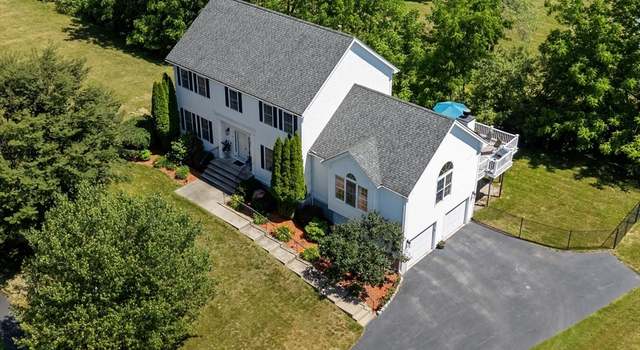 Photo of 8 Mill River Ln, Rowley, MA 01969