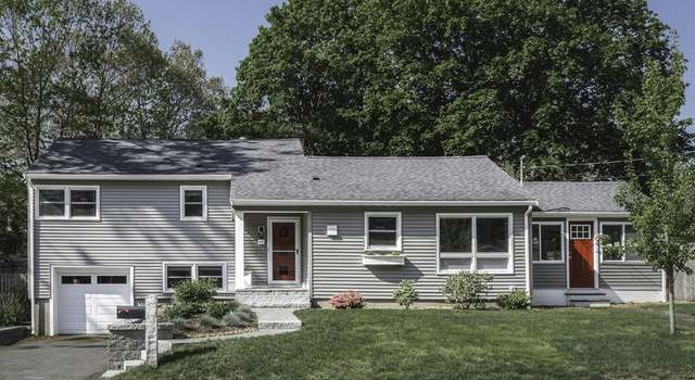Photo of 48 Day Ave, Hamilton, MA 01982