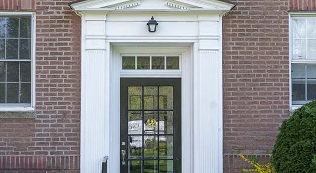 Photo of 42 Browne St #3, Brookline, MA 02446