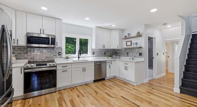 Photo of 120 Columbia Rd, Lowell, MA 01854