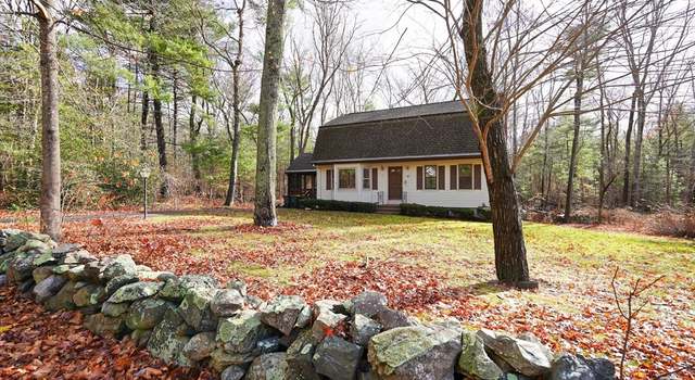 Photo of 28 Mount St, Franklin, MA 02038