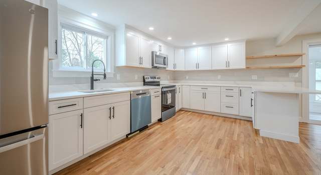 Photo of 52 Bridge St, Billerica, MA 01821